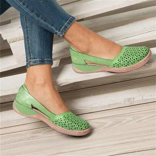Womens Slip-On Flats with Expandable Toe Box and Cushioned Insole