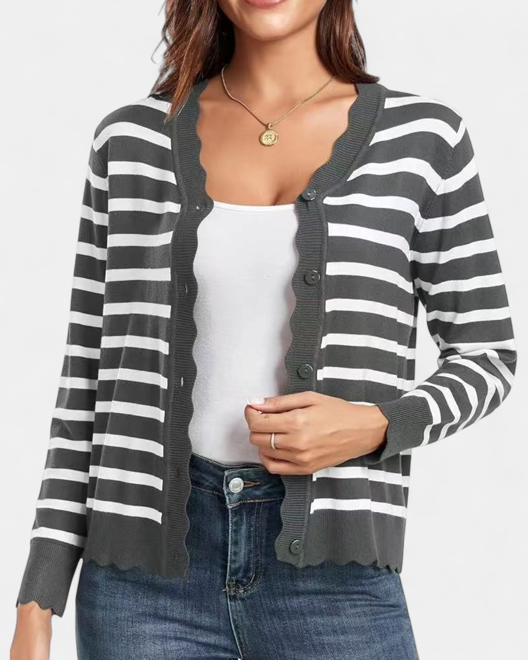 AVRIL | Women's Cropped Knit Button Up Cardigan