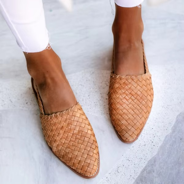 Pointed Toe Mule Sandals for Women with Adjustable Buckle Strap and Breathable Lining